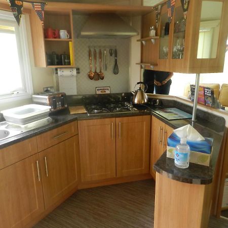 Cwtch Caravans Little Haven Zewnętrze zdjęcie